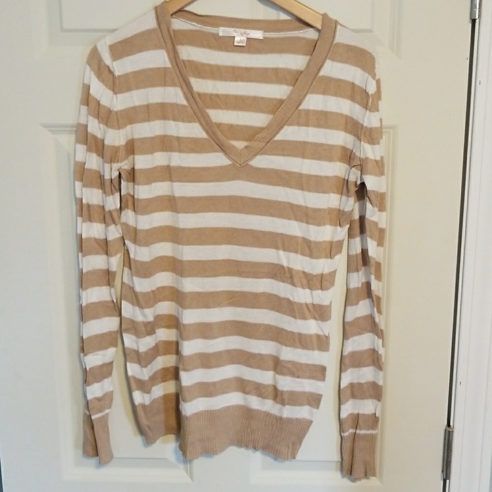 Old navy light weight sweater